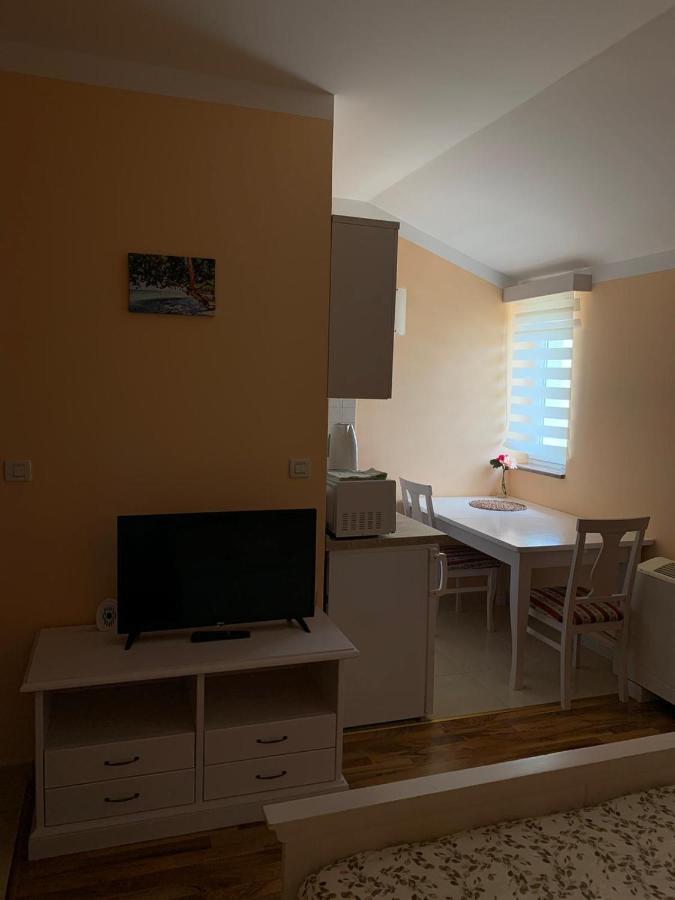 Apartmani Dubrava Podstrana Exterior photo